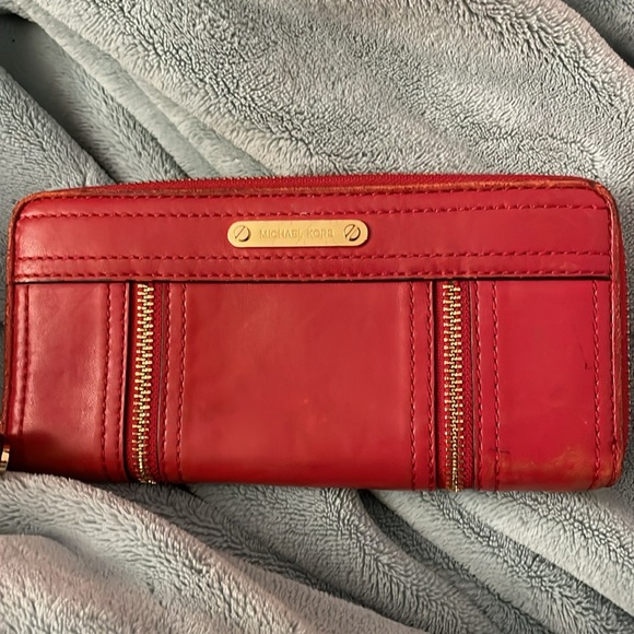 Rustic Michael Kors Wallet! Worn out a bit on the sides. - Picture 2 of 5